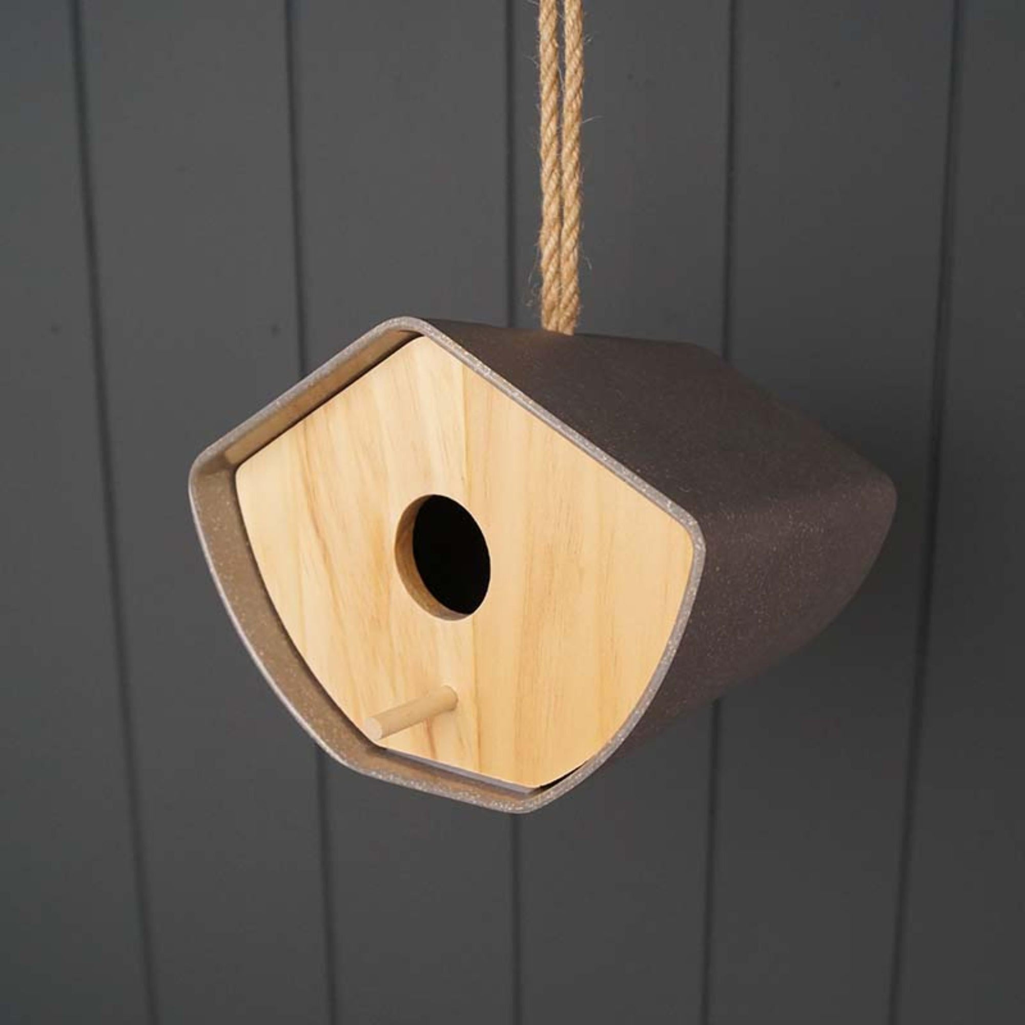 Earthy Anthracite Bamboo Japandi Birdhouse – 16cm eco-friendly birdhouse made from bamboo and natural agricultural waste